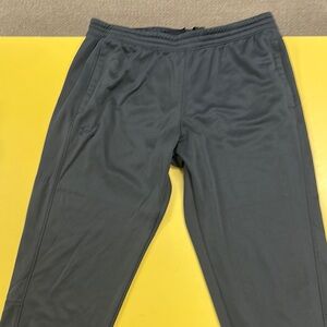 Under Armour Gray Sweatpants with Elastic Waistband